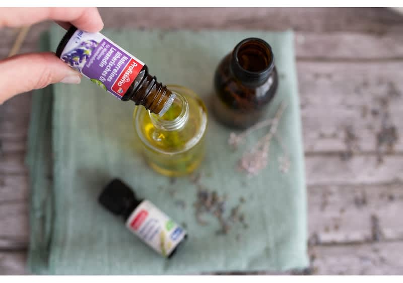 prídavanie vonného oleja