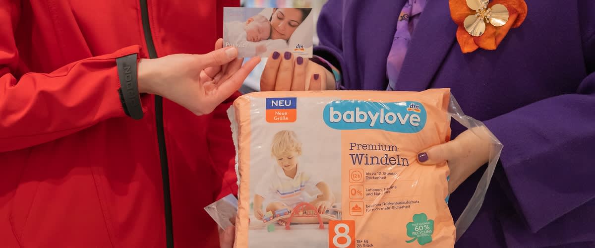 Vďaka projektu Pomôžme deťom darovala dm plienky v celkovej hodnote  viac ako 560 tisíc eur