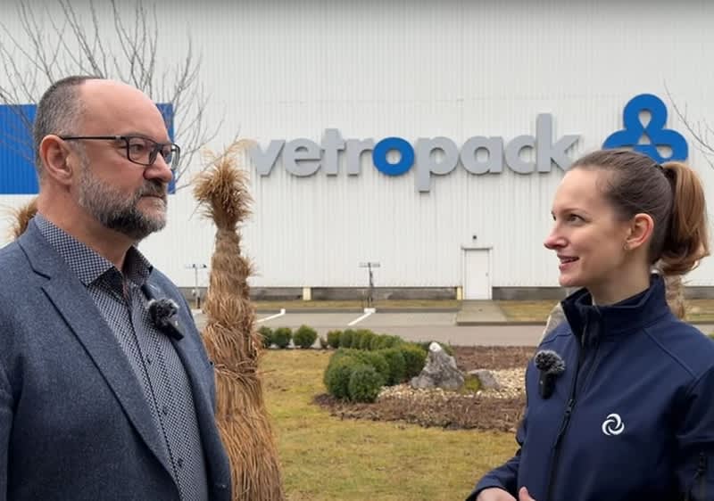 Reportáž z návštevy recyklátora skla - generálny riaditeľ Vetropack Nemšová Ing. Boris Sluka