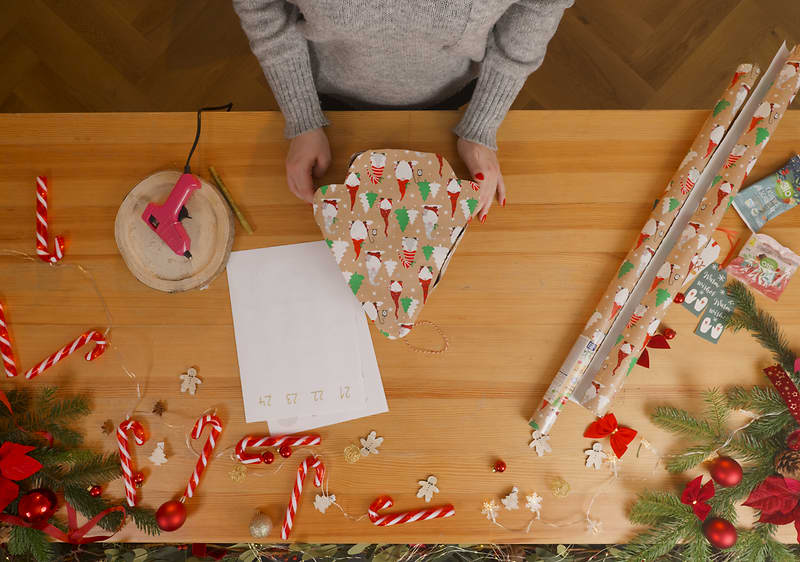 Balaici papier v tvare stromčeka