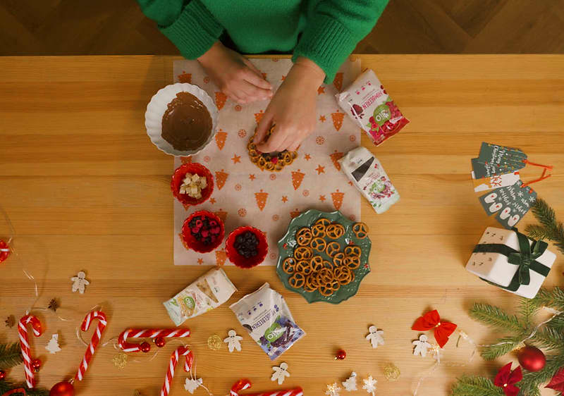 Ukladanie praclíka na praclíkový veniec