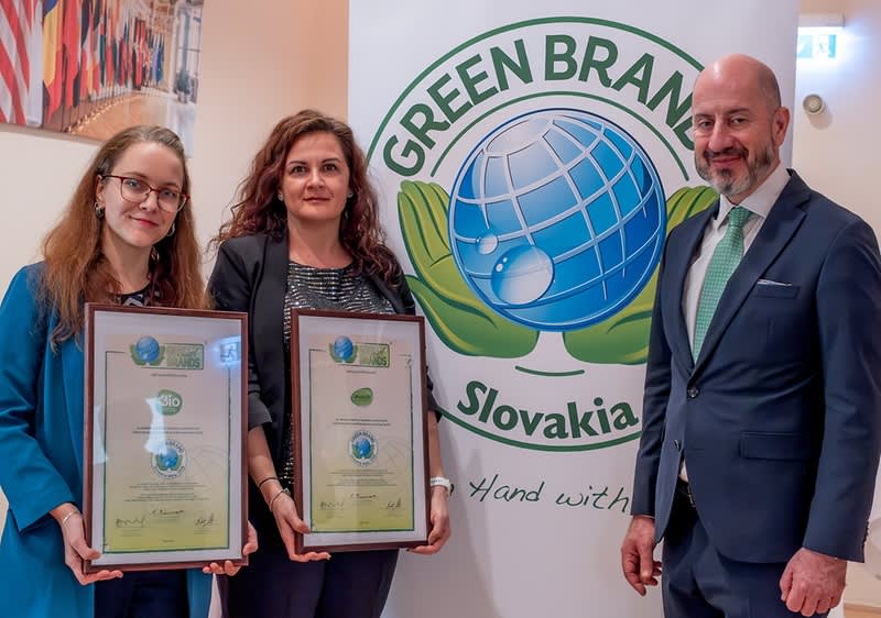 GREEN BRANDS
