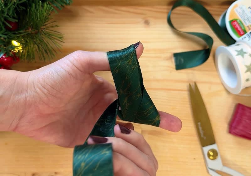 Vianočná zelená stužka 