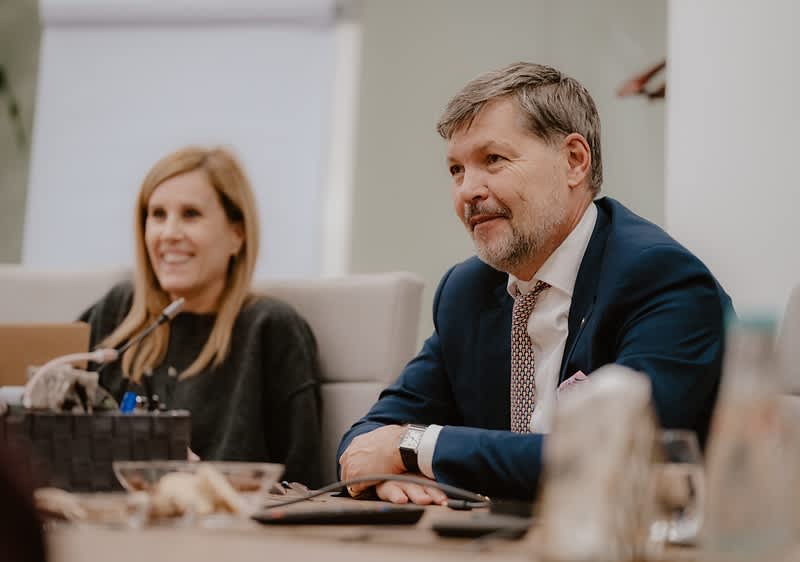 Marketingová manažérka dm drogerie markt Nicol Noseková a konateľ spoločnosti Martin Podhradský.