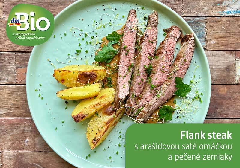 Naservírovaný hotový flank steak na tanieri