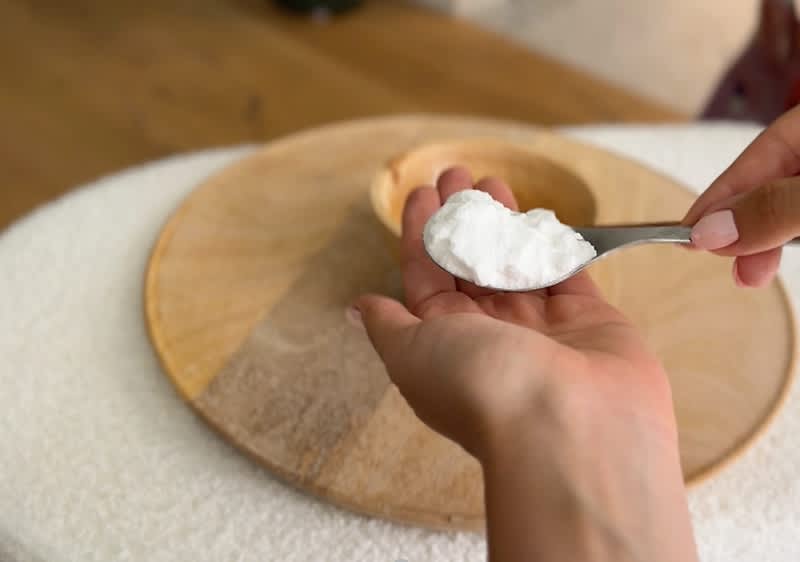 Polievková lyžica so sódou bikarbónou