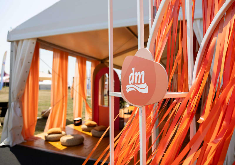 dm zóna na festivale LOVESTREAM