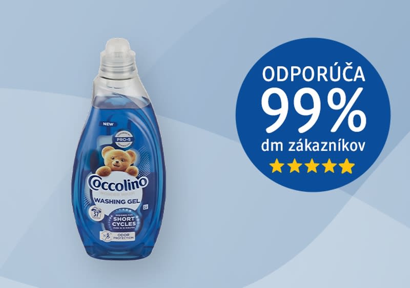Gél na pranie Coccolino s medvedíkom na modrom pozadí, odporúčaný 99% zákazníkov dm, päť hviezdičiek hodnotenie