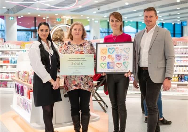 odovzdanie symbolického šeku