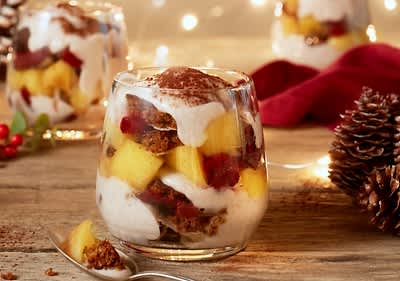 Vegánske perníkové tiramisu s pečenými jablkami