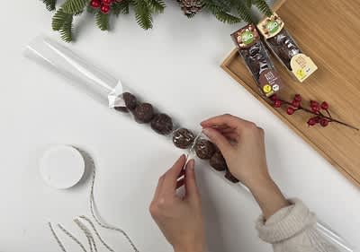 Zaväzovanie stužiek