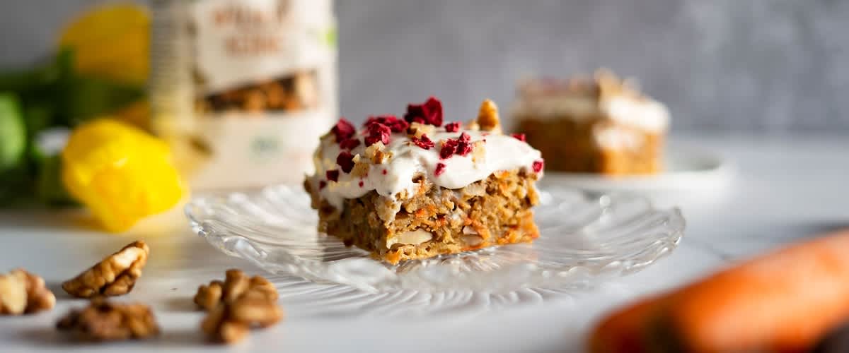Vegánska palacinka s čokoládovým krémom na tanieri