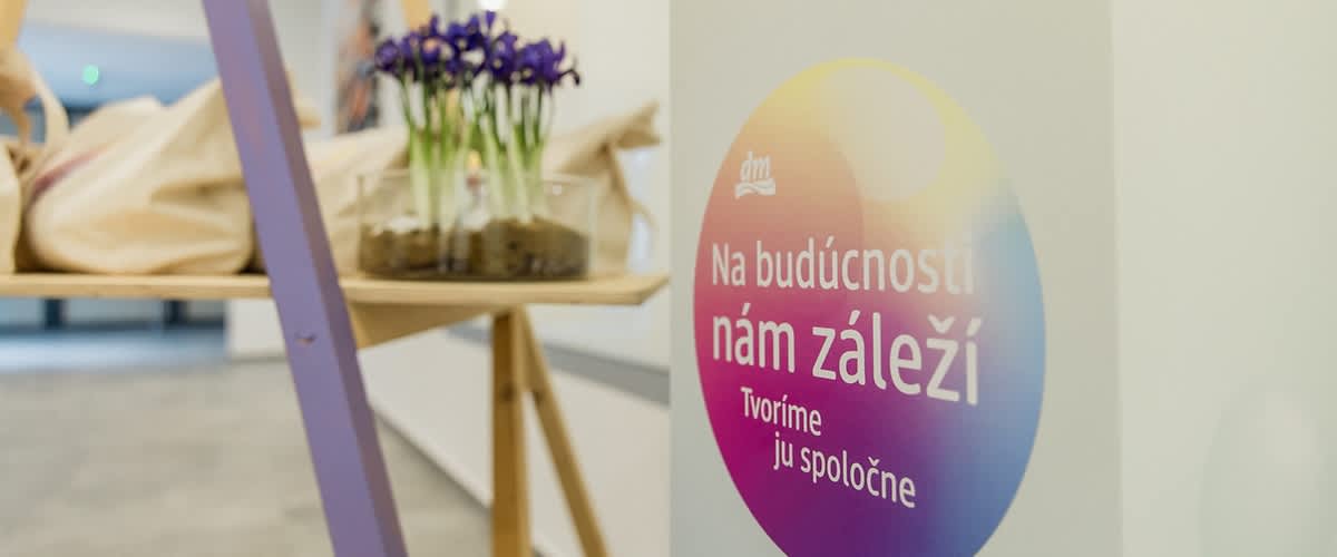 Logo "Na budúcnosti nám záleží"