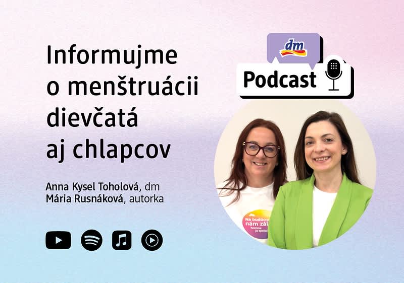 Podcast o menštruácii pre dievčatá aj chlapcov s dvoma moderátorkami a logom dm