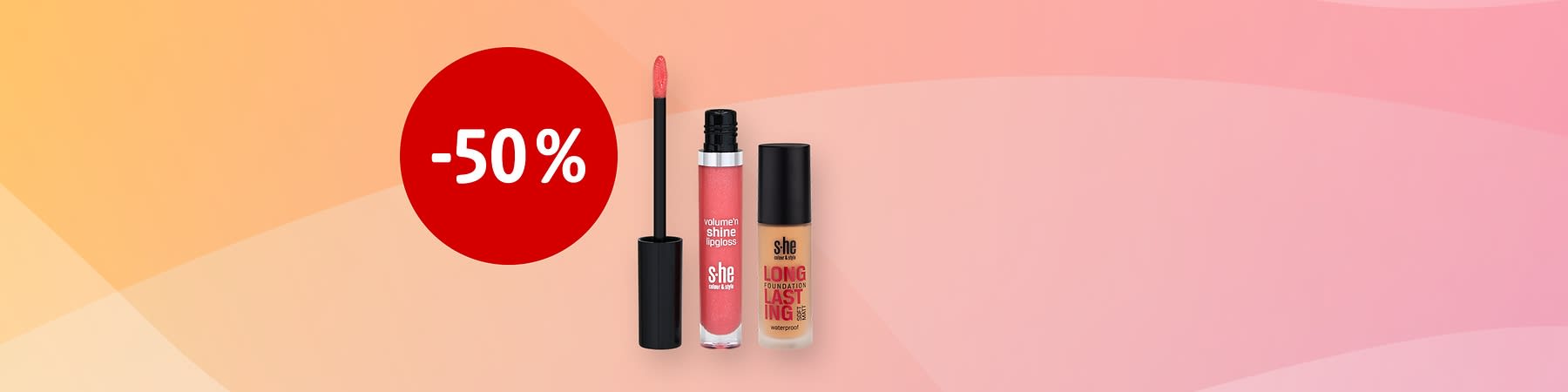 Dva kozmetické výrobky (lesk na pery a tekutý make‑up) vedľa červeného kruhu s nápisom -50%