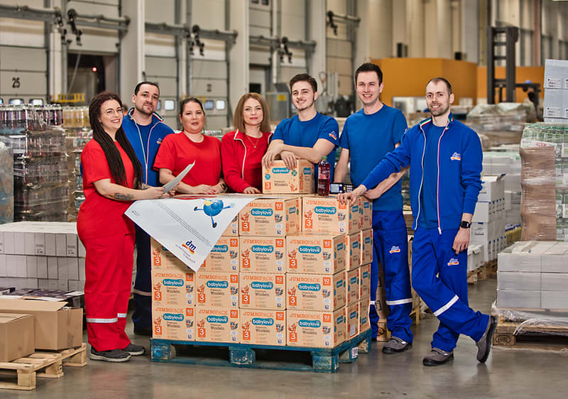 Spolupracovníci dm v centrálnom sklade