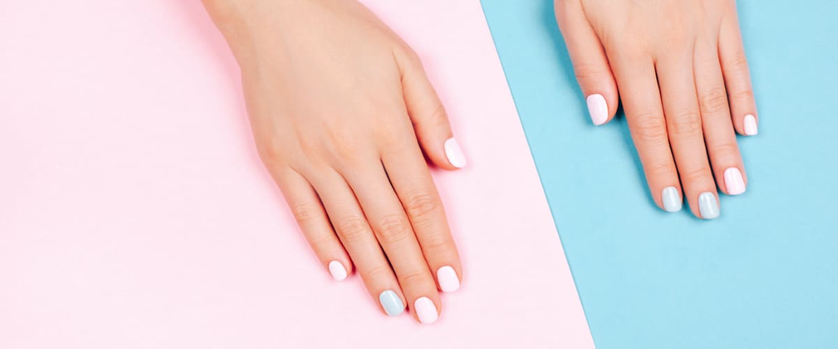 Ako si nalepiť umelé nechty