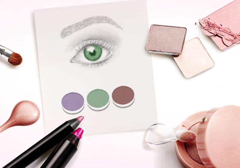 Líčenie modrých, hnedých a zelených očí