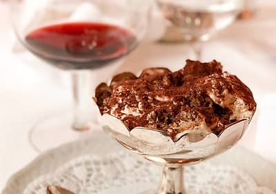 Tiramisu v dezertnom pohári.