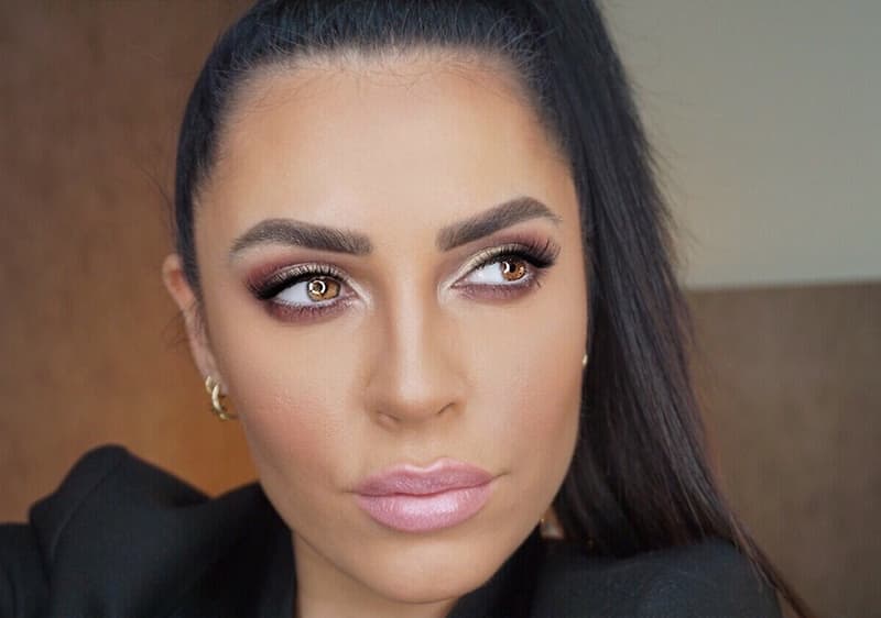 Make-up artist Claudia Ďuríšek. @claudiadurisek_makeupartist