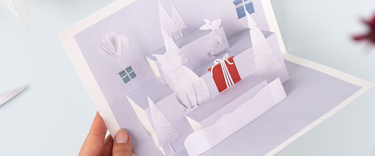 3D pohľadnica z papiera.