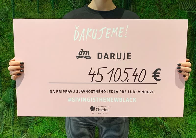 dm a jej zákazníci venovali viac ako 2300 večerí ľudom v núdzi