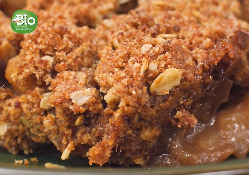  vegánsky jablkový crumble