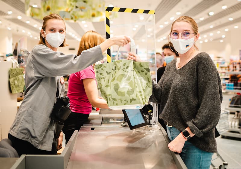 Od 15:30 do 16:30 hod. v predajni nakúpilo 197 zákazníkov.