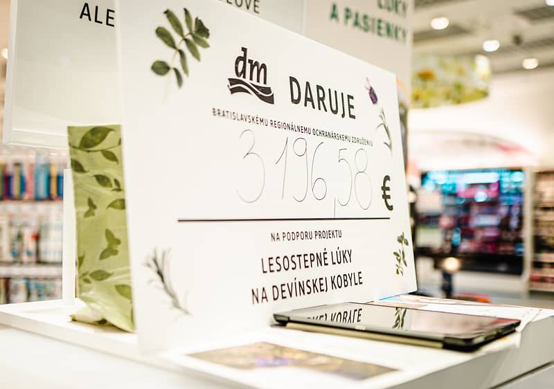 arovaná suma podporí projekt Lesostepné lúky na Devínskej Kobyle.