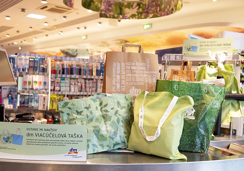 Ponuka tašiek v dm drogerie markt