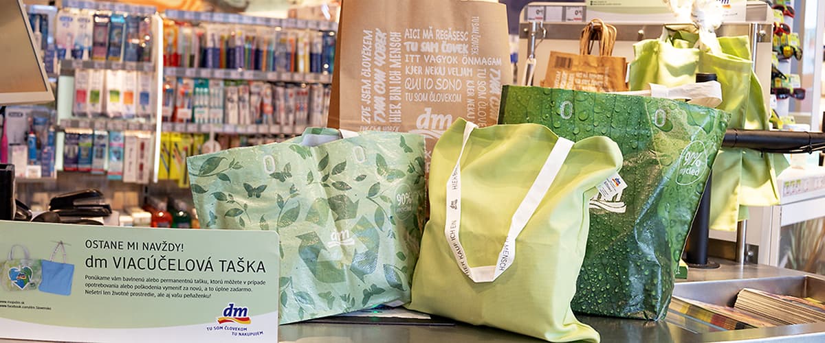 Ponuka tašiek v dm drogerie markt