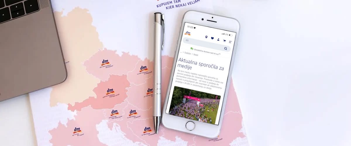 Szene aus einer dm Pressekonferenz