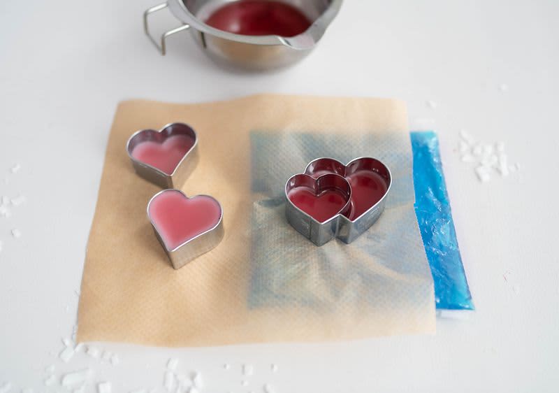 Milo vlijte v modelček