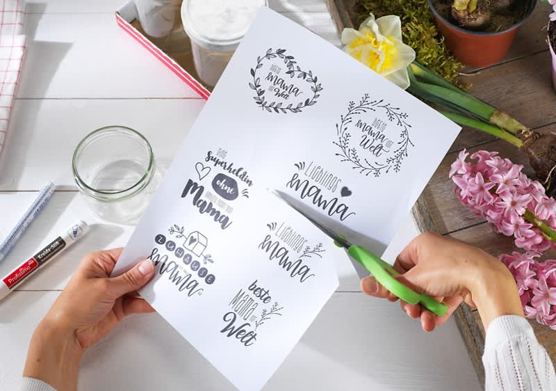 Cvetlični lončki s sporočilom  