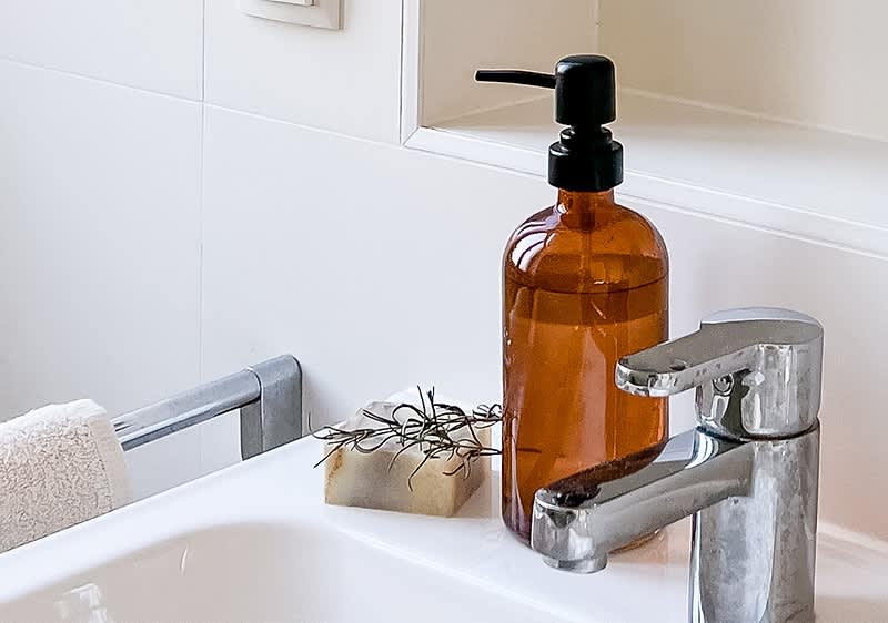 DIY Rosmarinöl Haare