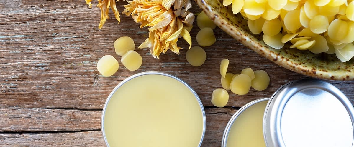 Domači balzam za ustnice