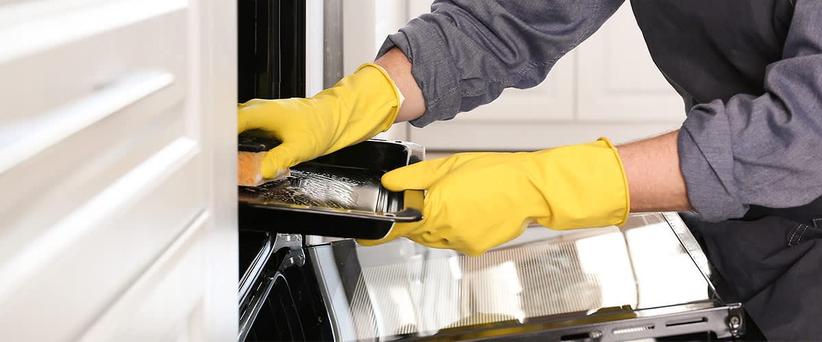 Čiščenje pekačev