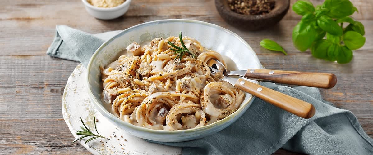 Veganska testenine Alfredo