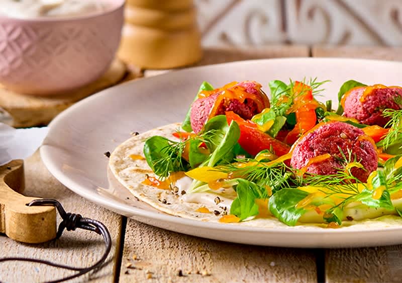 Veganska tortilja s falaflom iz čičerike