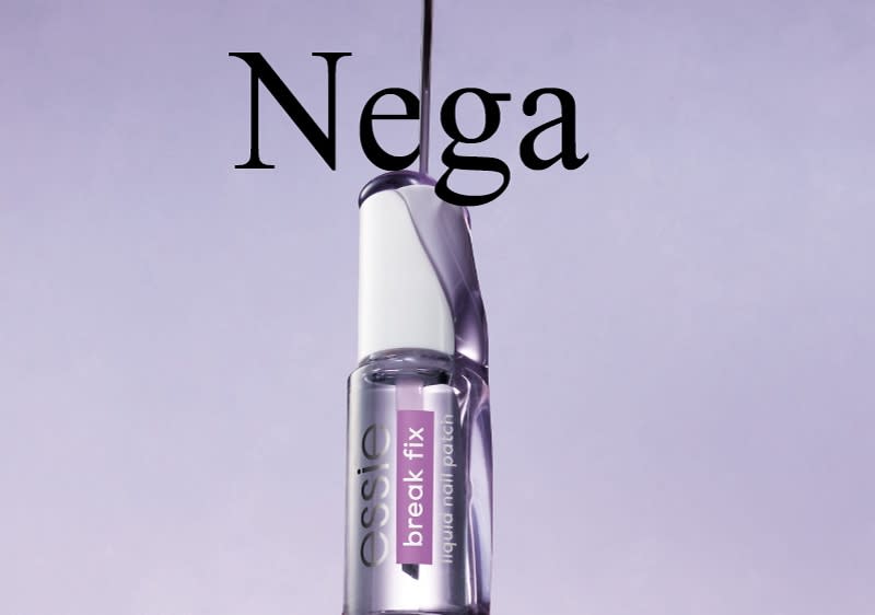 Nega stekla steklenička laka za nohte s kapljico vijoličnega laka