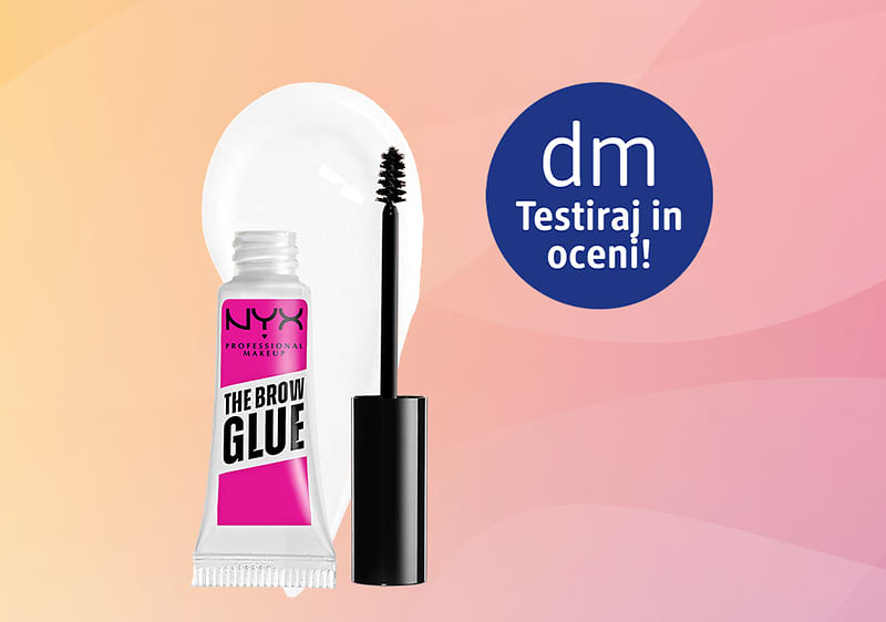 NYX The Brow Glue z aplikatorjem na rožnato-oranžnem ozadju, nalepka dm Testiraj in oceni