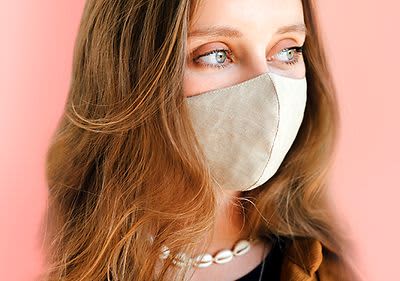 Make up pod zaščitno masko