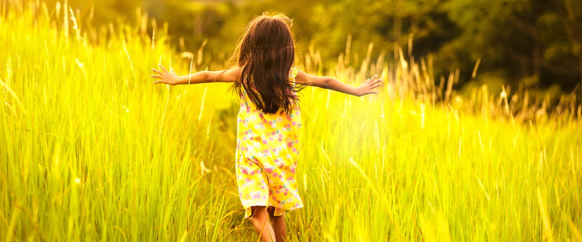 Kako ravnati, če otroka piči osa?