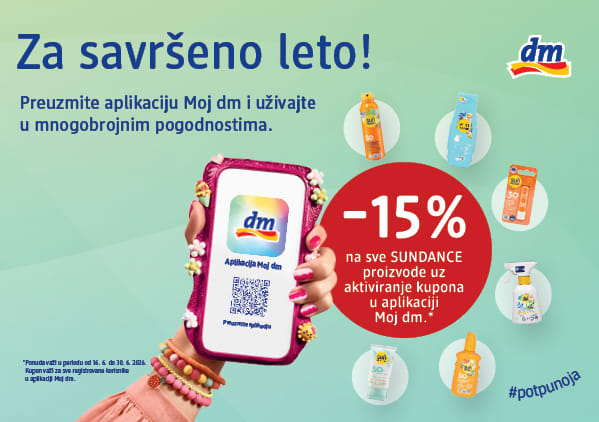 Slika koja prikazuje promociju aplikacije dm za savršeno leto sa mobilnim telefonom i popustom na SUNDANCE proizvode