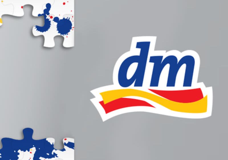 dm Logo