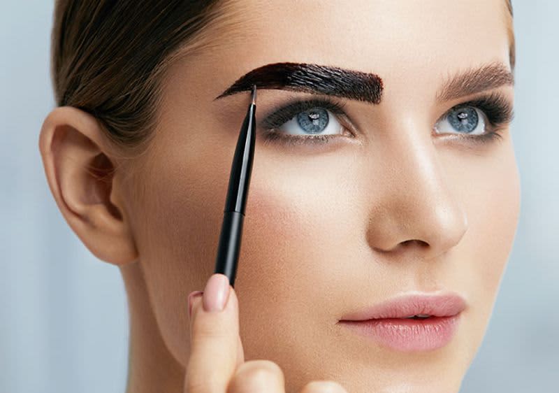 Farbanje obrva i trepavica