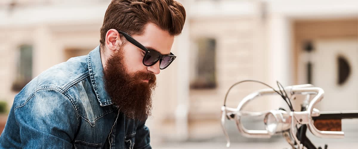 Profilfoto von Mann mit Sonnenbrille und Vollbart