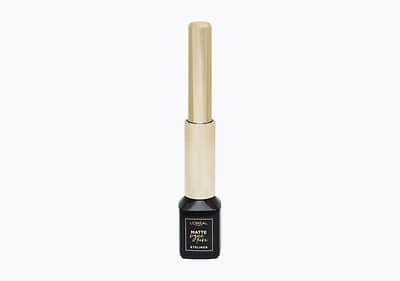 L'Oréal Matte Signature течен ајлајнер