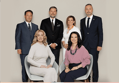 Im Bild: Die Geschäftsleitung von dm in der Slowakei