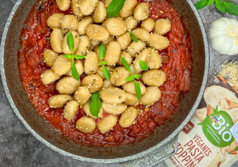 Крцкави њоки во брз сос од домати